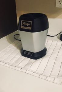 soundproof-a-blender-with-a-towel